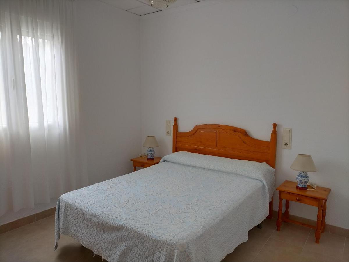 Apartamento Con Aire Acondicionado De Tres Dormitorios En El Centro Y Junto A La Playa เพนิสโคลา ภายนอก รูปภาพ