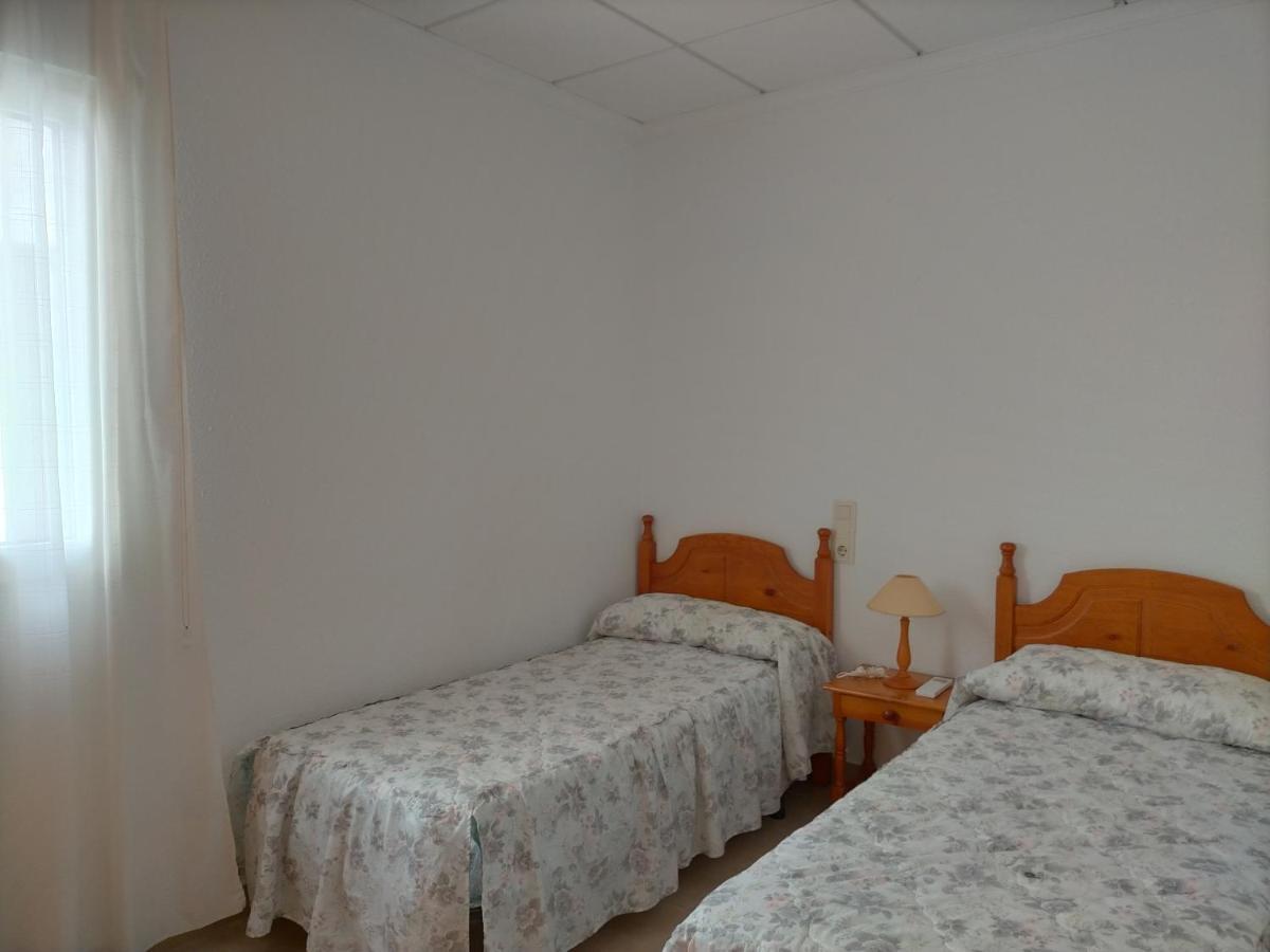 Apartamento Con Aire Acondicionado De Tres Dormitorios En El Centro Y Junto A La Playa เพนิสโคลา ภายนอก รูปภาพ