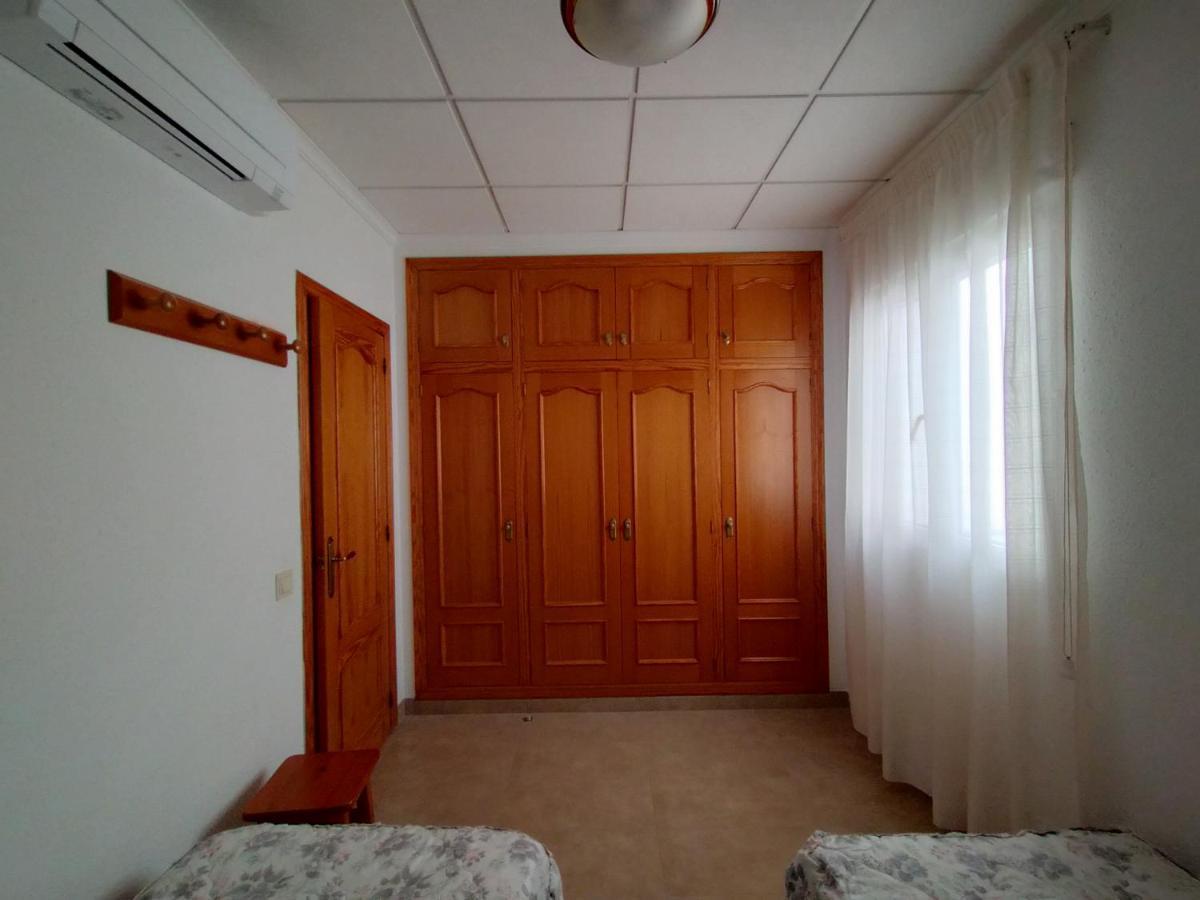 Apartamento Con Aire Acondicionado De Tres Dormitorios En El Centro Y Junto A La Playa เพนิสโคลา ภายนอก รูปภาพ